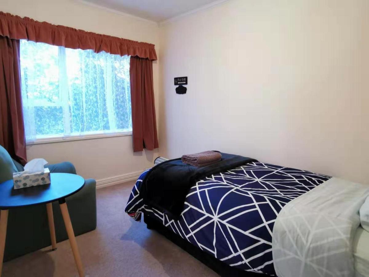 Large Private Room In Modern Stylish House Dunedin Exterior foto